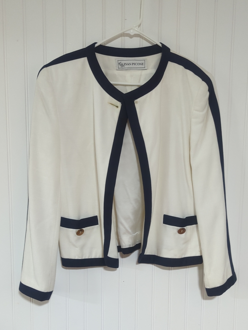 Evan Picone Cream Jacket with Navy Trim Accents